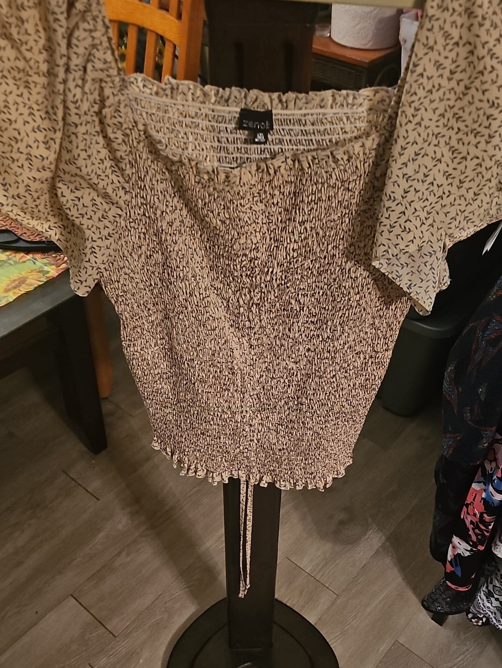 Zenobia Beige and Black Smocked Short-Sleeve Floral Top